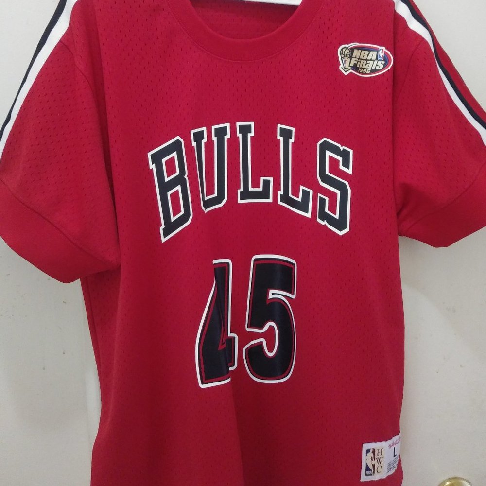 CHICAGO BULLS 1996 FINALS MESH JERSEY SHOOTING SHIRT